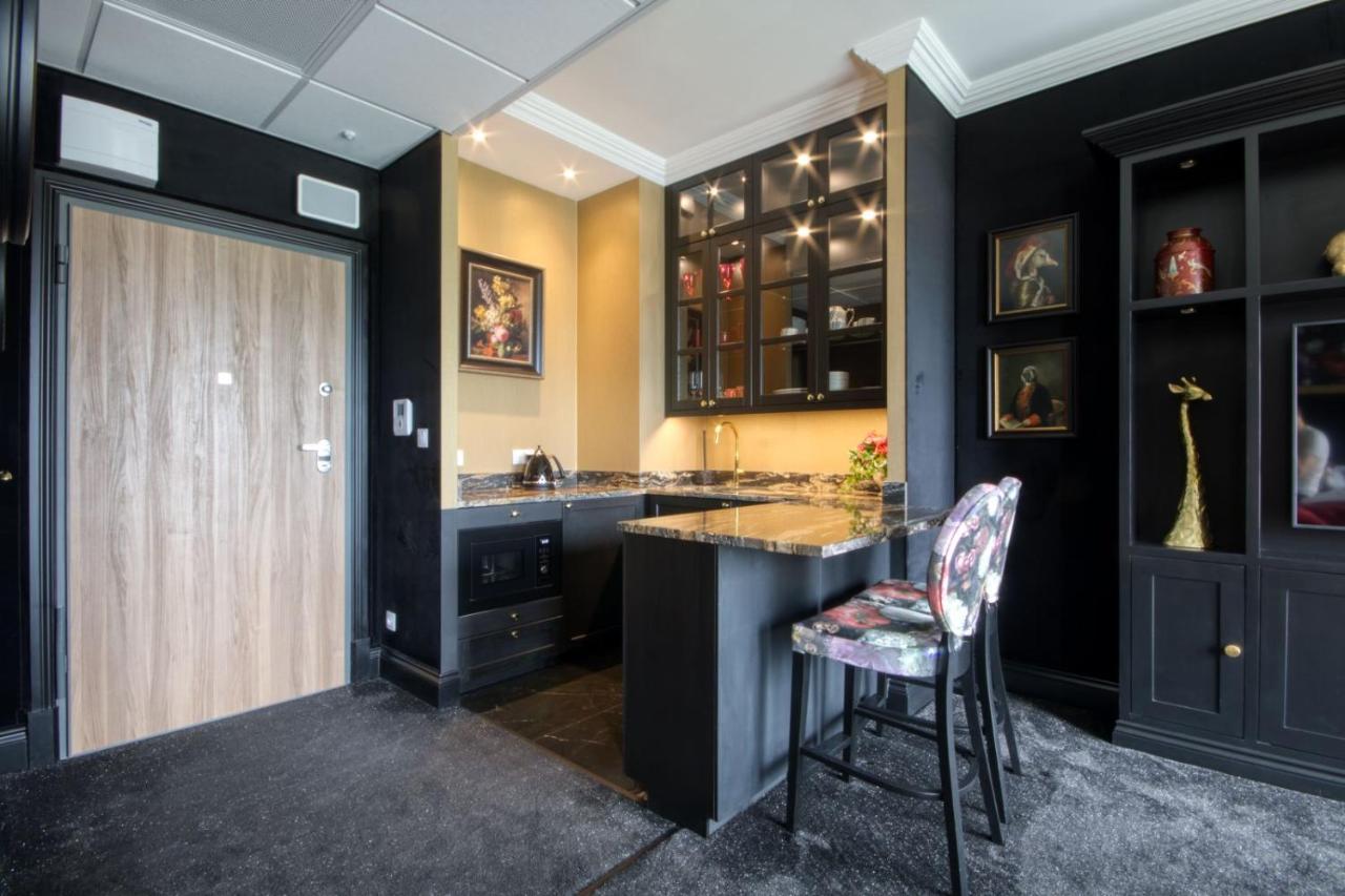 Prymasa Tysiaclecia 83A By Homeprime Warsaw Luaran gambar